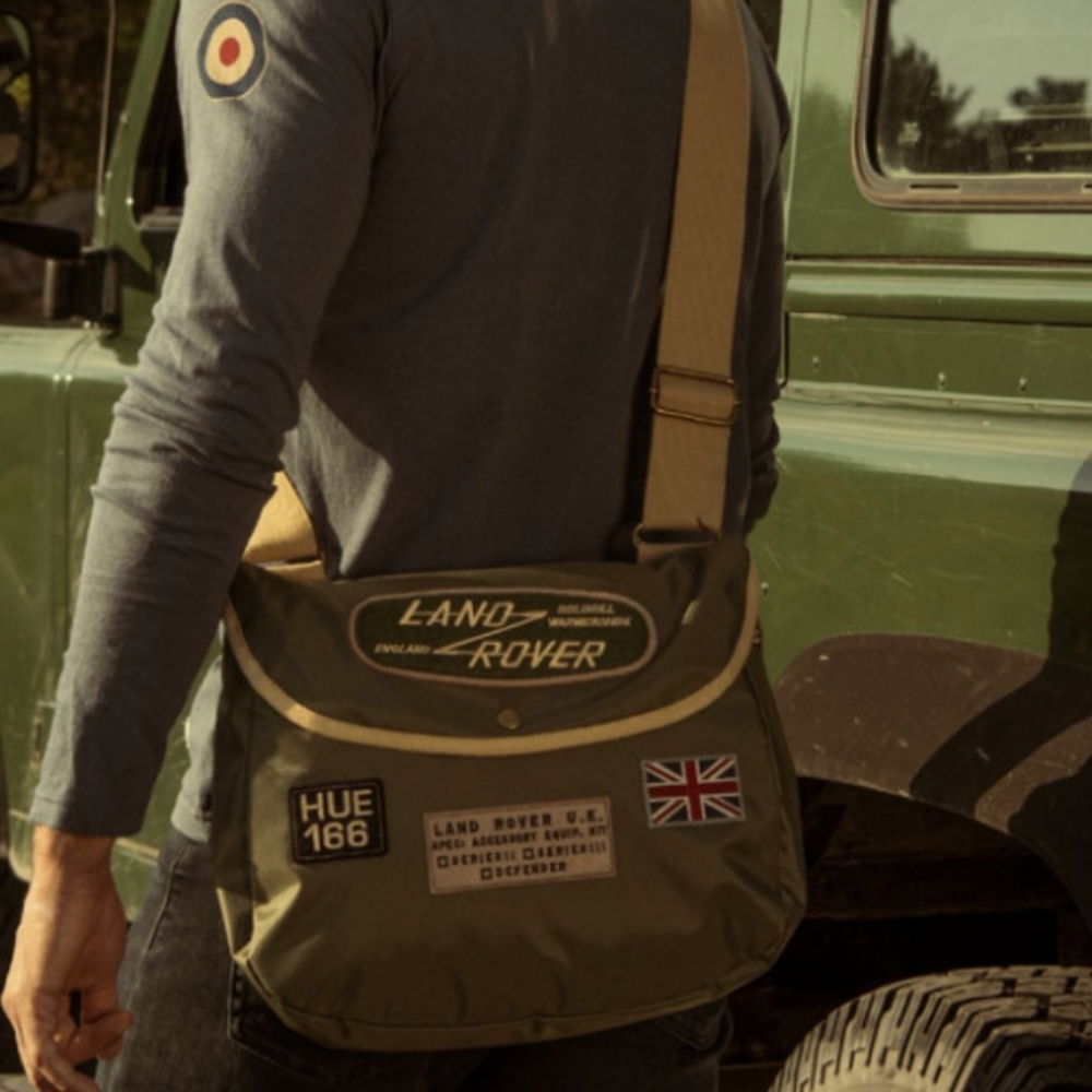 Land Rover Defender Rucksack Land Rover Defender X Red Canoe Shoulder Bag - Gem